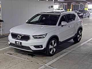 VOLVO XC40 2020
