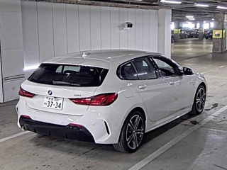BMW 1 SERIES 2024