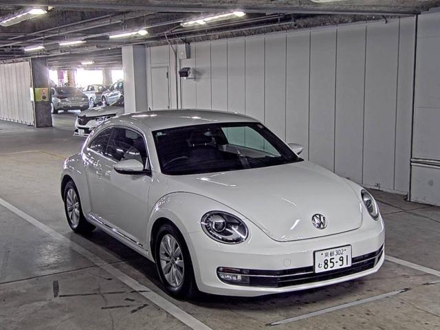 VOLKSWAGEN THE BEETLE 2013