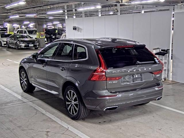 VOLVO XC60 2020