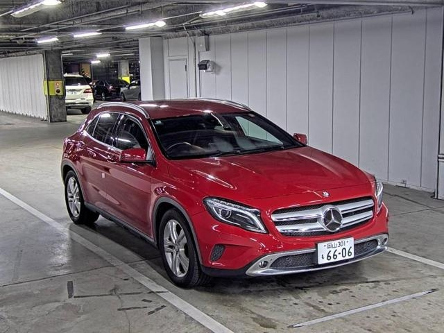 MERCEDES BENZ GLA CLASS 2016