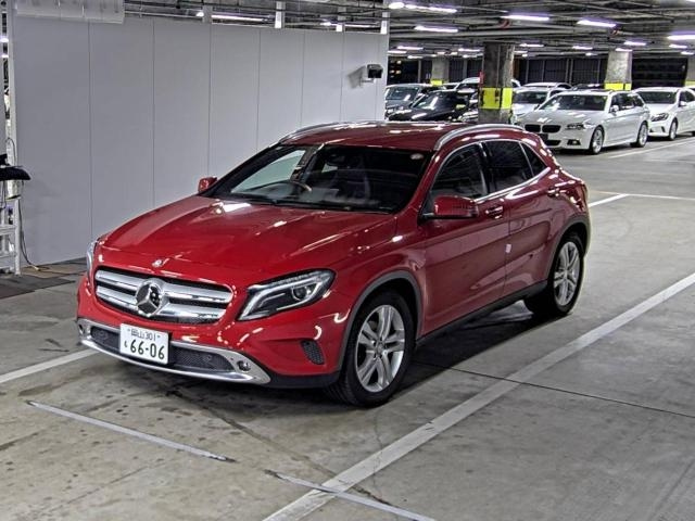 MERCEDES BENZ GLA CLASS 2016