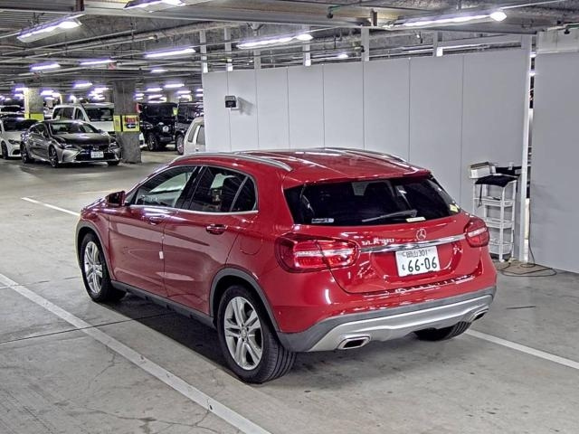 MERCEDES BENZ GLA CLASS 2016