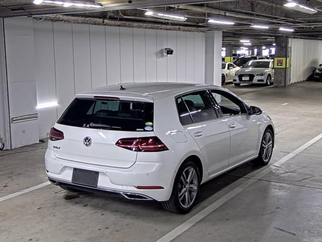 VOLKSWAGEN GOLF 2019
