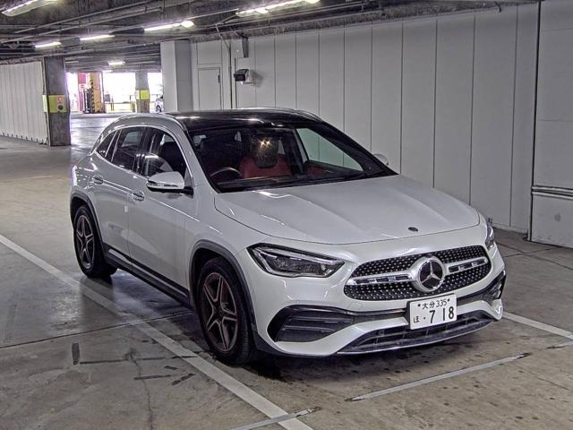 MERCEDES BENZ GLA CLASS 2020