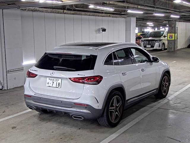 MERCEDES BENZ GLA CLASS 2020