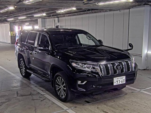 TOYOTA LAND CRUISER PRADO 2018