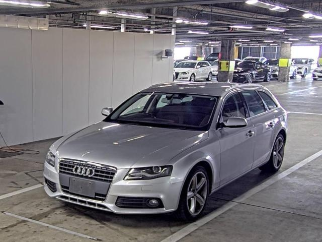 AUDI A4 2009