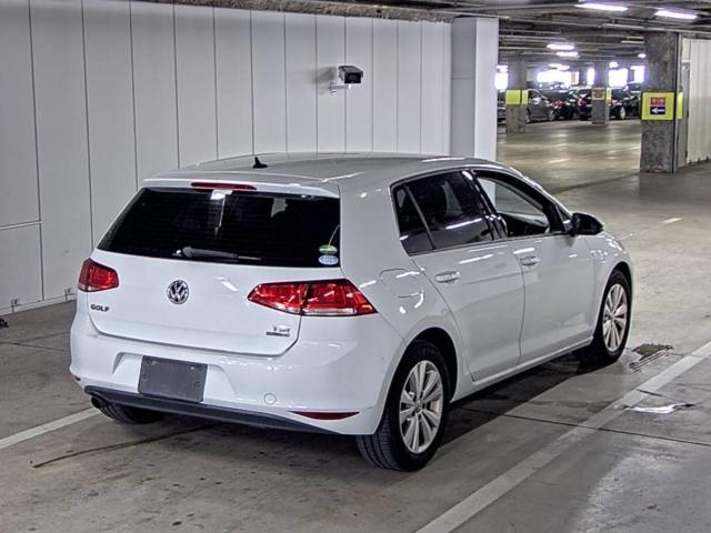 VOLKSWAGEN GOLF 2014