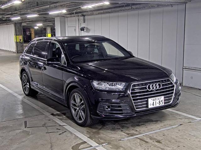 AUDI Q7 2017