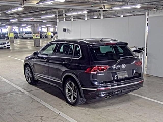 VOLKSWAGEN TIGUAN 2018