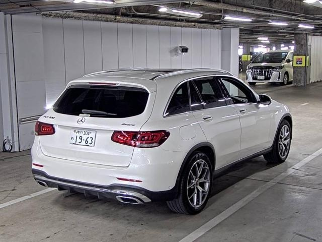 MERCEDES BENZ GLC CLASS 2021