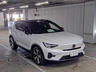 VOLVO XC40 2022