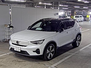 VOLVO XC40 2022