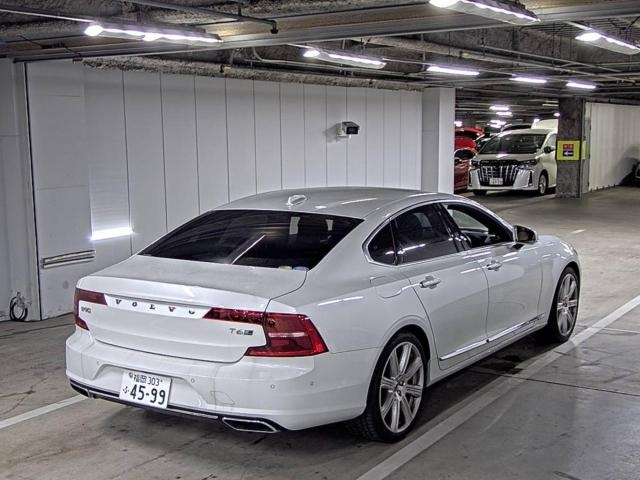 VOLVO S90 2017