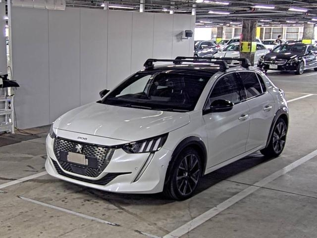 PEUGEOT 208 2021