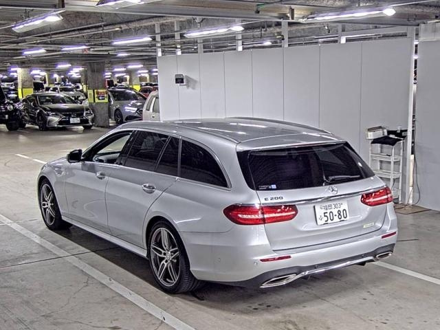 MERCEDES BENZ E CLASS WAGON 2017