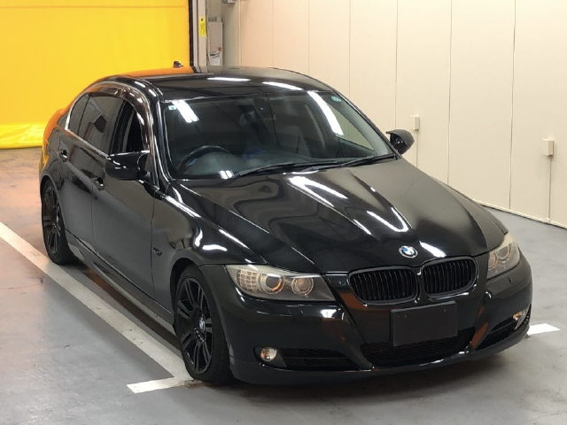 BMW 3 SERIES 2010