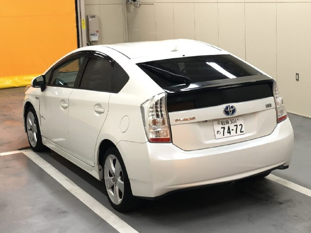 TOYOTA PRIUS 2011