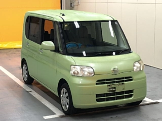 DAIHATSU TANTO 2012