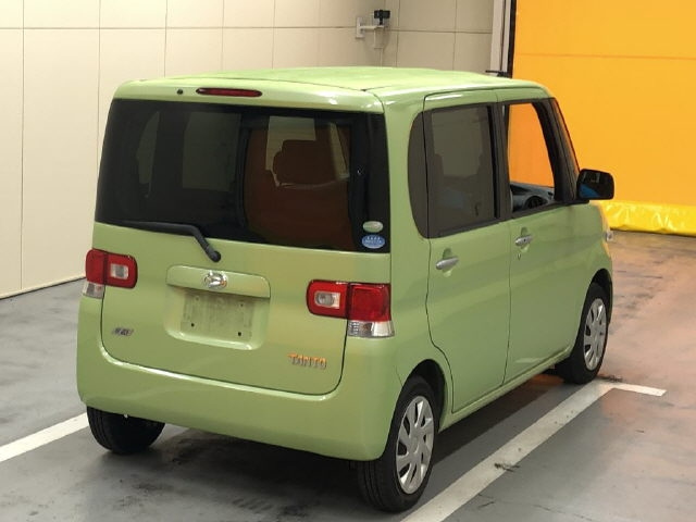 DAIHATSU TANTO 2012