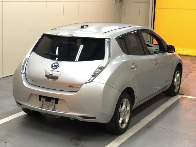 NISSAN LEAF 2012