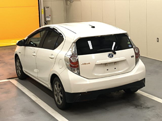 TOYOTA AQUA 2013