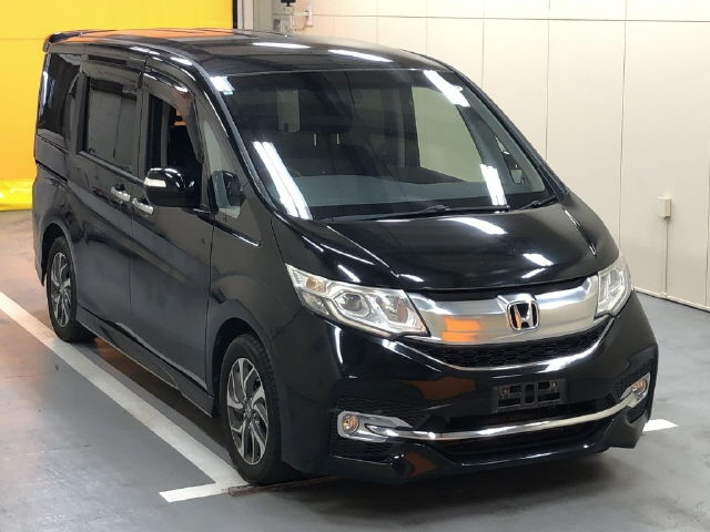 HONDA STEP WAGON 2015
