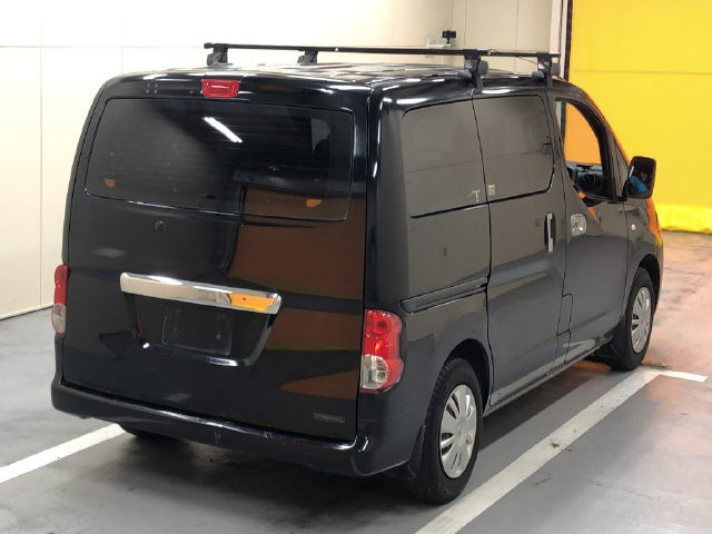 NISSAN NV200 2014