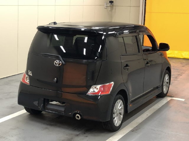 TOYOTA BB 2008