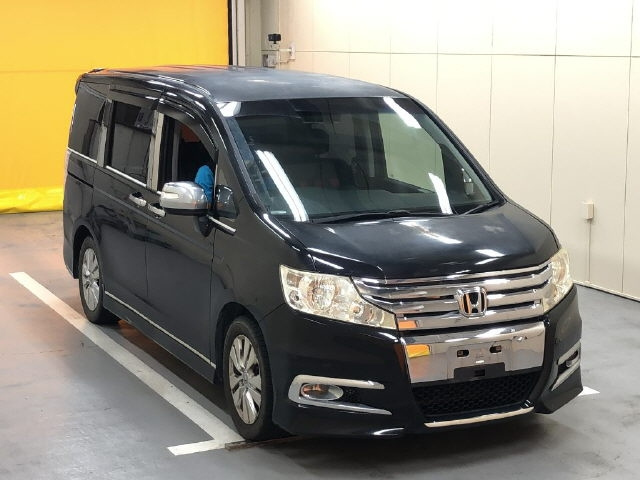 HONDA STEP WAGON 2010