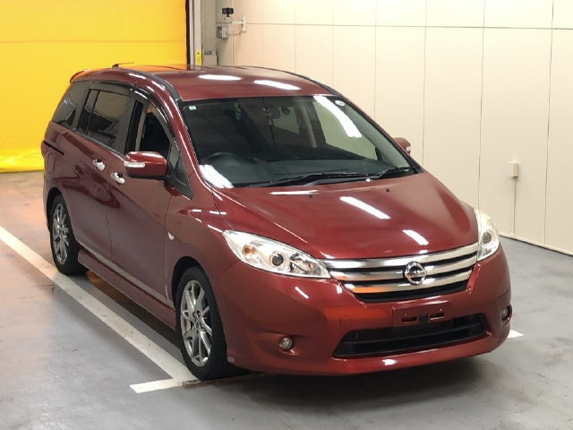 NISSAN LAFESTA 2017