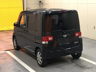 DAIHATSU TANTO 2008