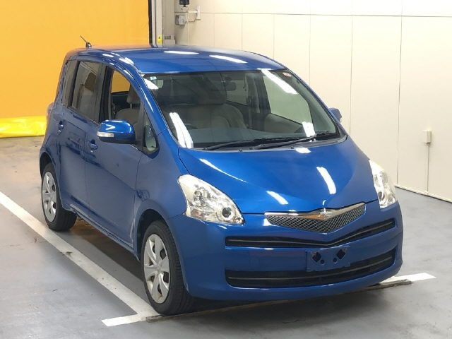 TOYOTA RACTIS 2010
