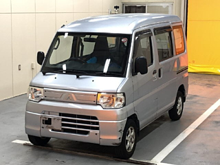 MITSUBISHI MINICAB VAN 2013