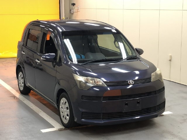TOYOTA SPADE 2013