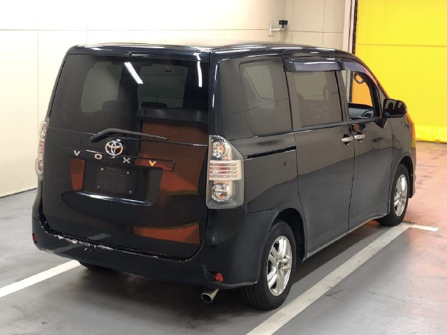 TOYOTA VOXY 2008