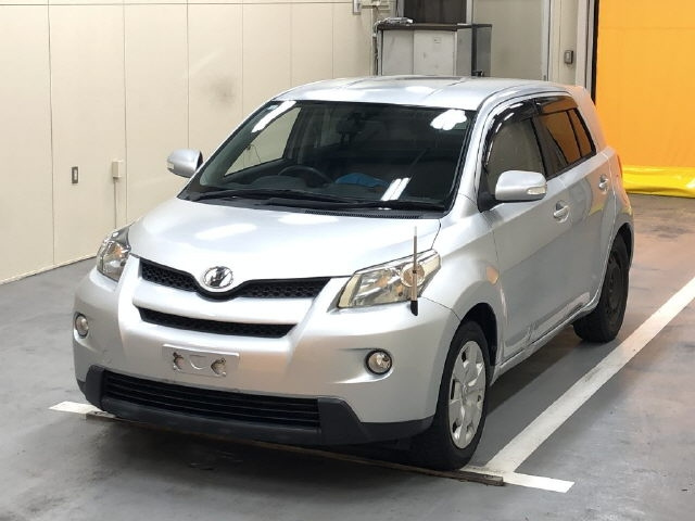 TOYOTA IST 2008