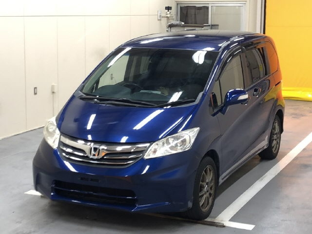 HONDA FREED 2012