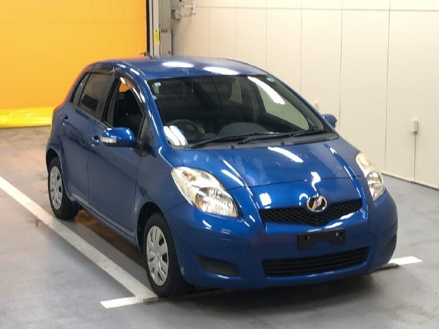 TOYOTA VITZ 2009