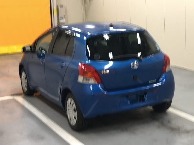 TOYOTA VITZ 2009