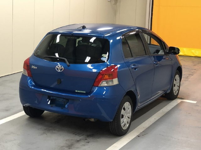 TOYOTA VITZ 2009