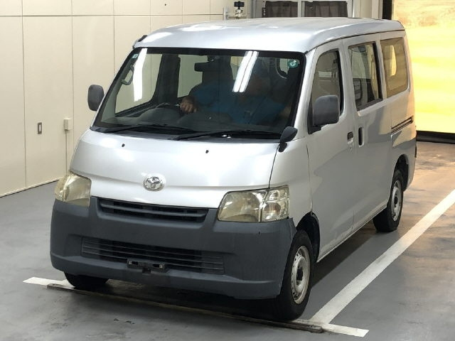TOYOTA TOWN ACE VAN 2013