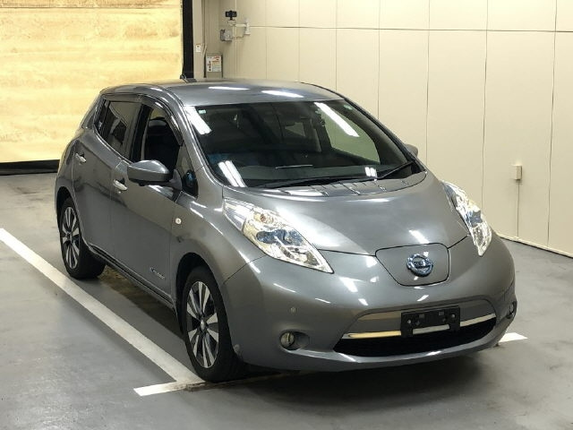 NISSAN LEAF 2016
