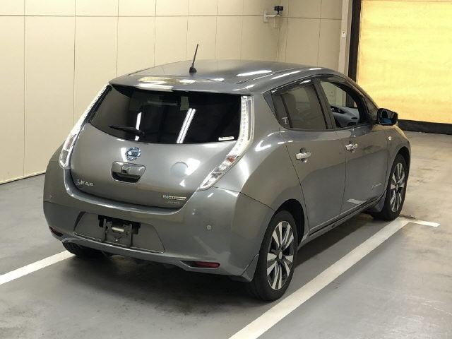 NISSAN LEAF 2016