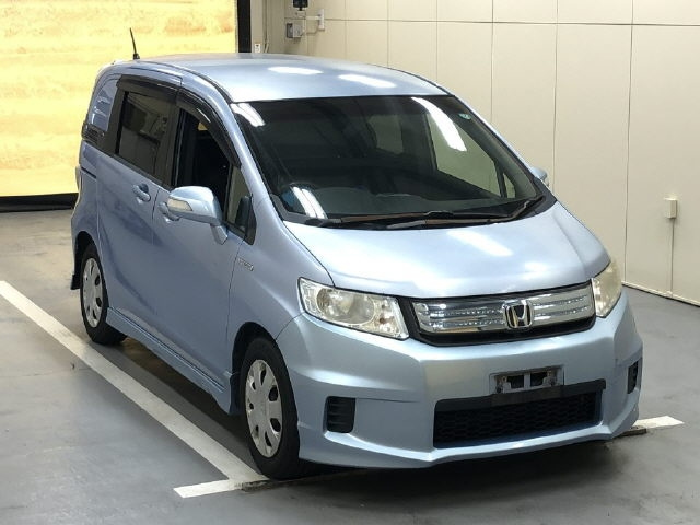 HONDA FREED 2012