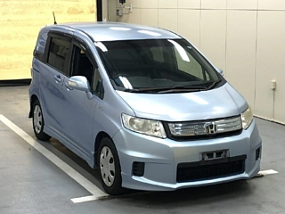 HONDA FREED 2012