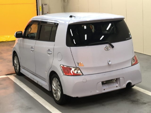 TOYOTA BB 2008