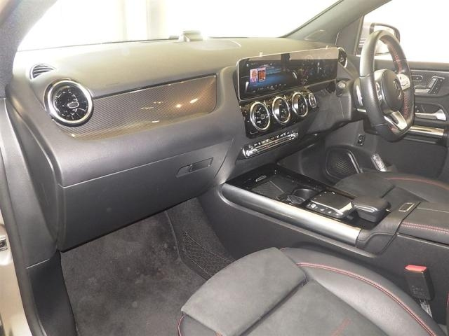 MERCEDES BENZ B CLASS 2020