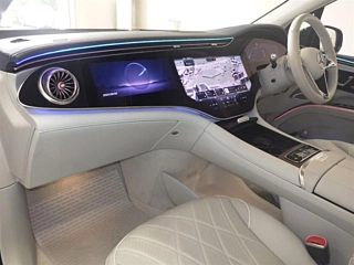 MERCEDES BENZ EQS 2024